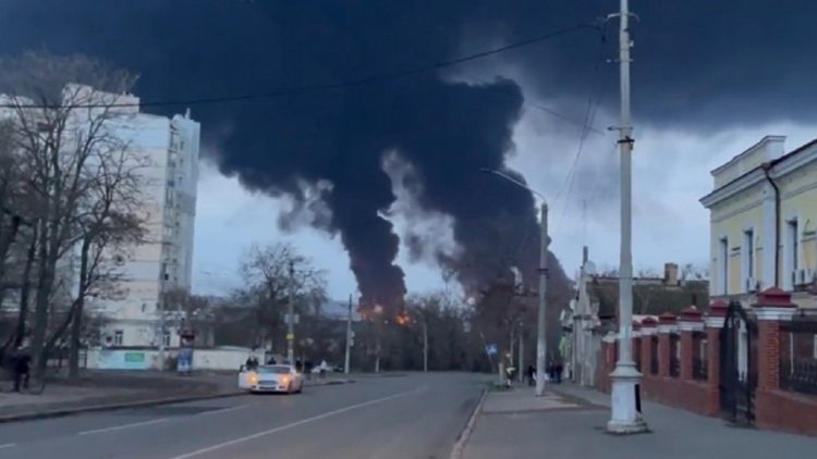 Numerous explosions in Odessa hit the airport runway