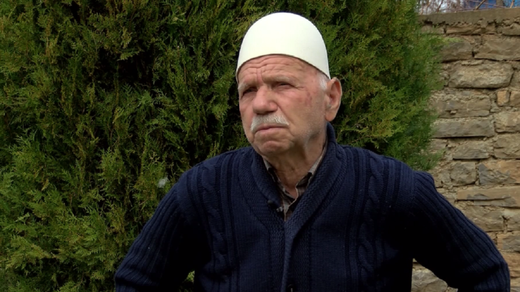 Serb massacres / Izbica survivor talks about the Albanian accused