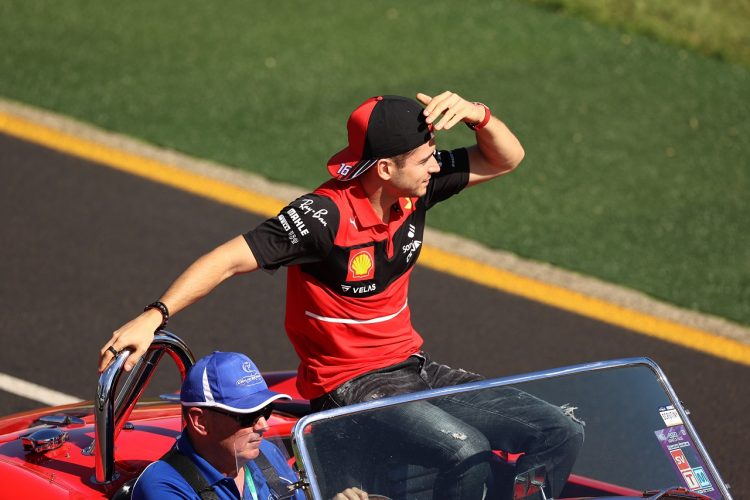 “Bitter” Easter for Leclerc, they approach for photos and get the expensive watch