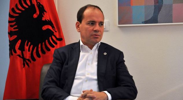 Post-covid complications / Former President Bujar Nishani is hospitalized