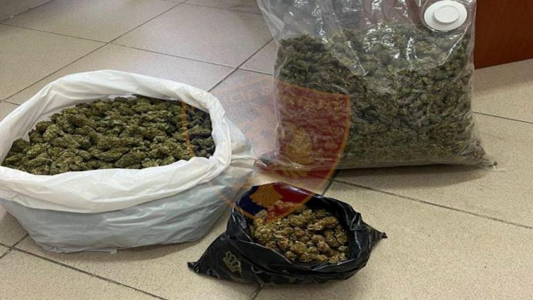Distributing and selling narcotics, two people were arrested in Tirana
