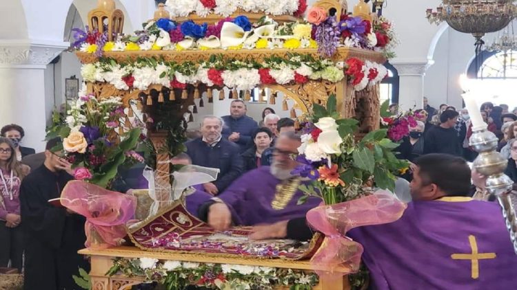 Epitaph procession in the country, Orthodox believers join the Way of the Cross