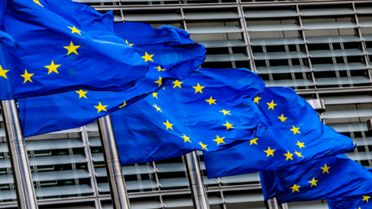 EU blocks Russian coal, approves sanctions that will ‘sink’ Russia