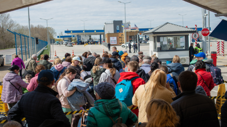 The EU is stepping up humanitarian aid to Ukraine by another 50m euros