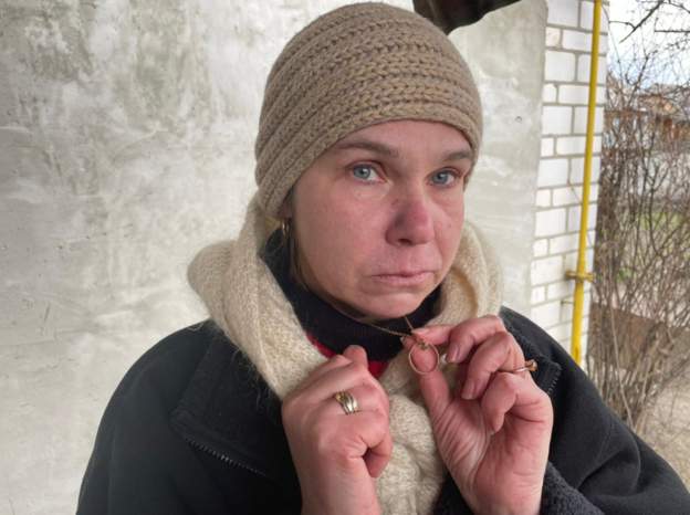 Husband killed, survivor in Bucha shows horror: They shot him in front of the house, I asked you to kill me too