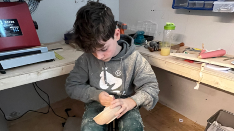 The 12-year-old collects the staggering figure for Ukrainians affected by the war