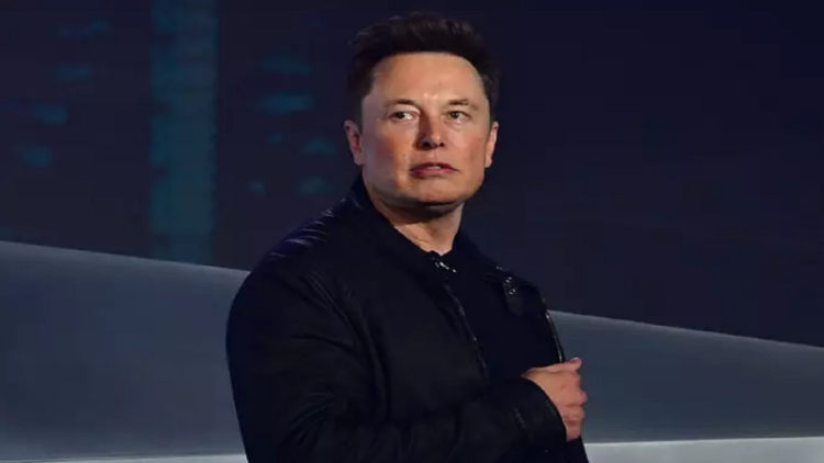 Elton Musk helps Ukraine with solar panels, which will be used in health centers