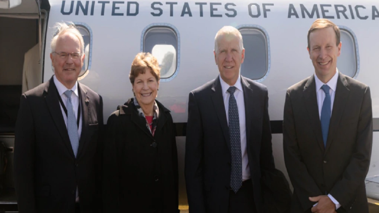 US senators urge Serbia: Harmonize foreign policy with EU