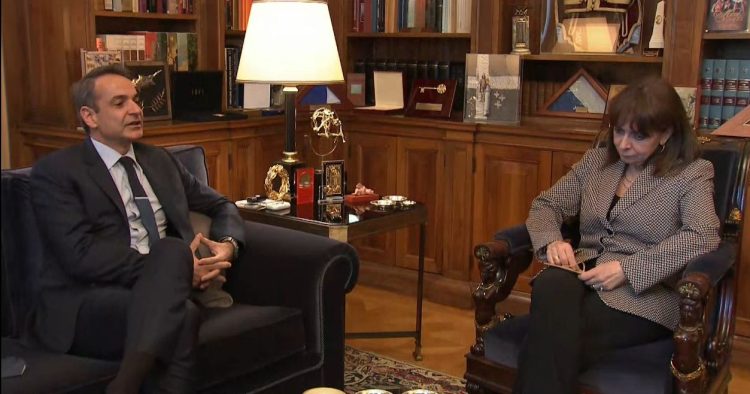 Greece urgent gas and grain measures, PM: Period of uncertainty
