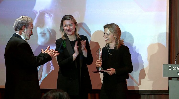 The winner of the “Lumo Skëndo” award is Lea Ypi with the book “Free”