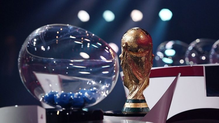 Qatar 2022 / The lottery ceremony begins