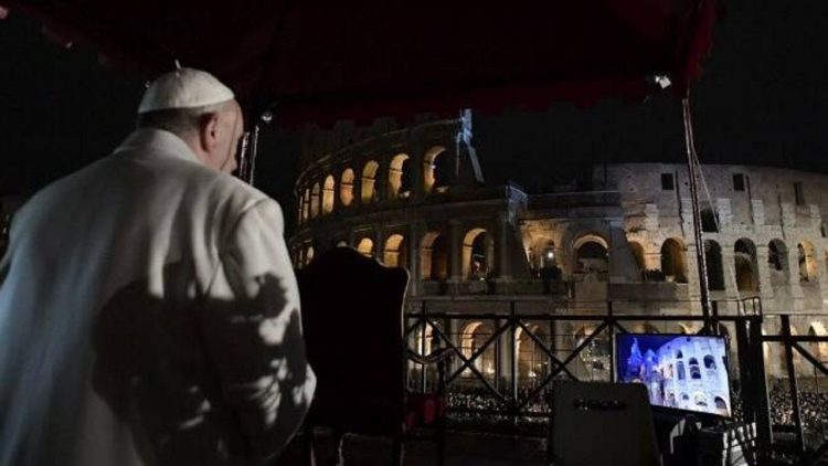 ‘Good Friday’ / Pope leads the procession of the “Way of the Cross”