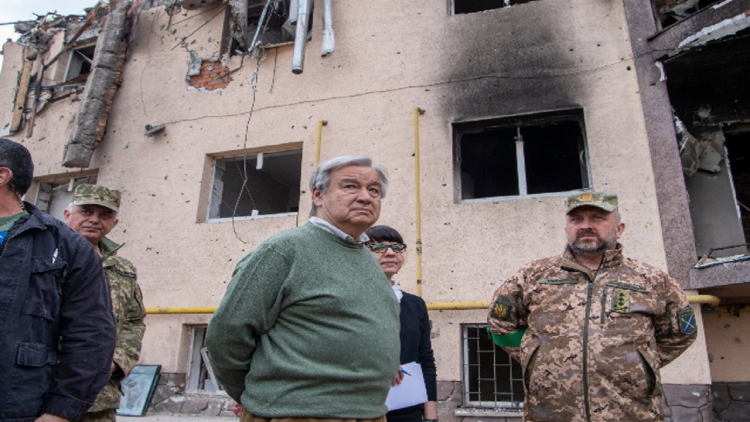 Efforts continue to rescue trapped civilians in Ukraine, Guterres: UN will not surrender