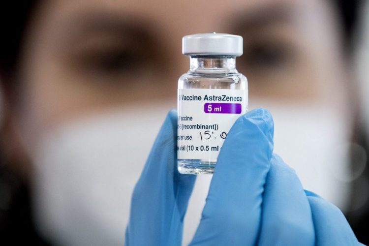 Thrombosis and stroke / AstraZeneca and J&J vaccines in danger of “disappearing” from the market