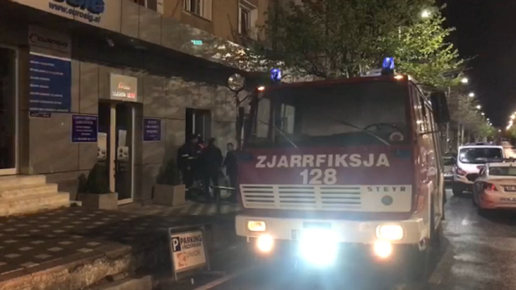 The notary office in Lezha catches fire during the night, valuable documents are burned