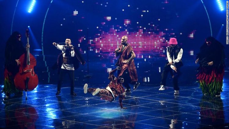 Ukraine targets Eurosong.  Representative song between the five contenders for the award