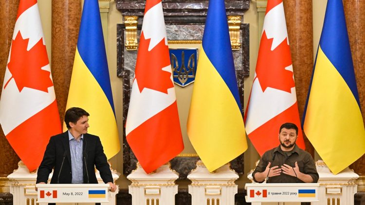 The Prime Minister of Canada announces the reopening of the Canadian Embassy in Kiev