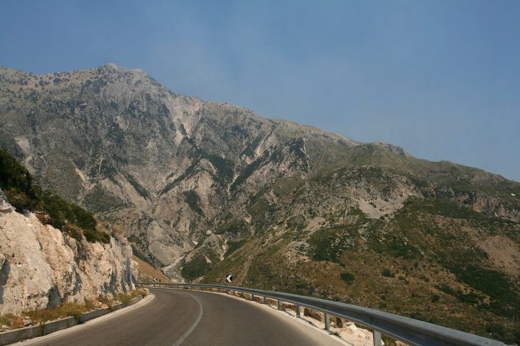 Lost last night in Orikum, the French tourist finds his way overnight and goes to Llogara (Details)
