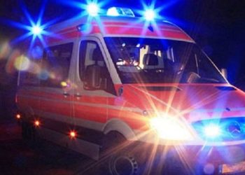 They come in contact with electricity, the 55-year-old is transported to the hospital