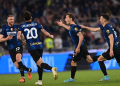 Juventus-Inter / The first half closes, decides Barella’s super goal