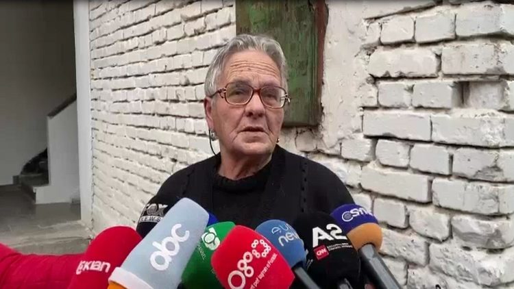 The murder of a baby in Korça / The neighbor of the family speaks: Her husband comes and goes, she was sick