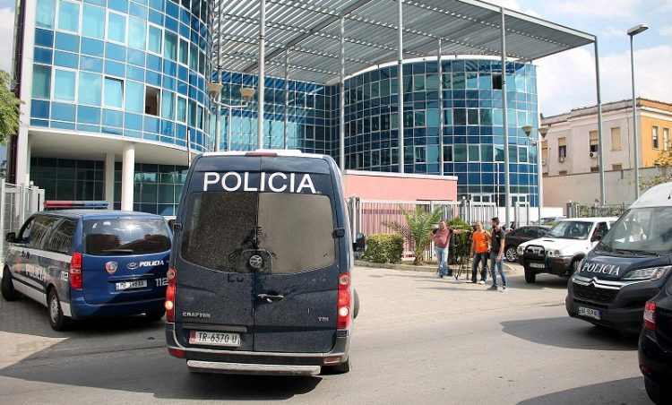 Clandestine trafficking to USA, Canada and England, GJKKO punishes traffickers. They received up to 10 thousand for 1 visa