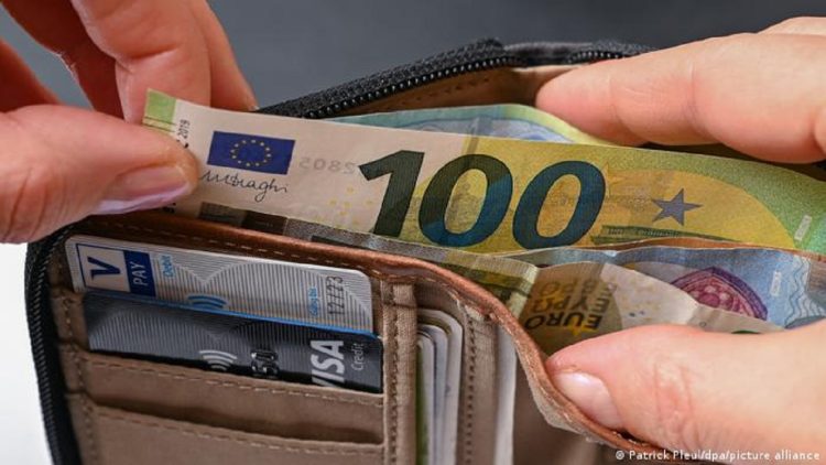 DW: Inflation Germany’s biggest concern