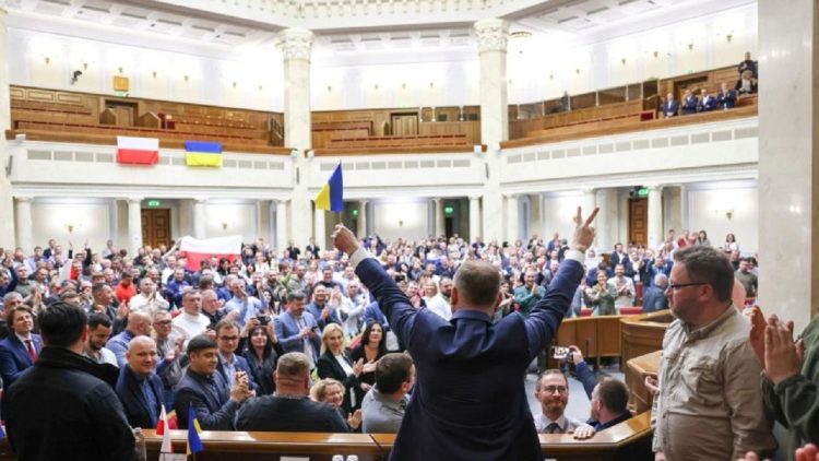 Polish President: Ukraine must decide for itself its future