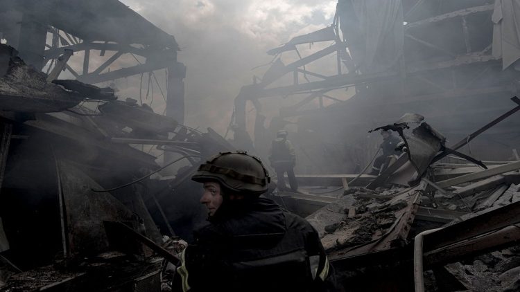 Zelensky promises Donbas will be “Ukrainian” again