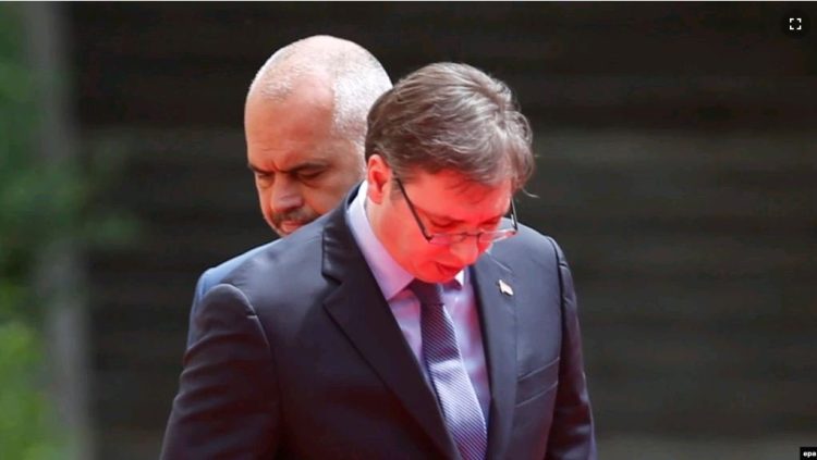 “Dikur “i nderuari Edi Rama”, sot “Edi””, analiza e REL: Si është raporti me kryeministrit shqiptar dhe Presidentit Vuçiç