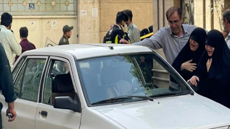 A Revolutionary Guard colonel is killed in Iran