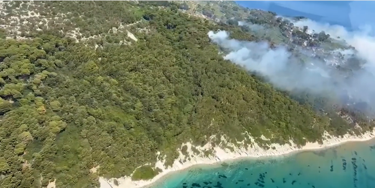The intervention of extinguishing the flames from the air, the Ministry of Defense clarifies the situation