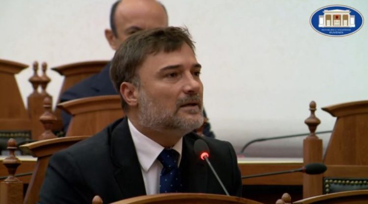 Commission of Inquiry for strategic investments in the Assembly collapses / Majority votes against, Alibeaj debates with Nikolla
