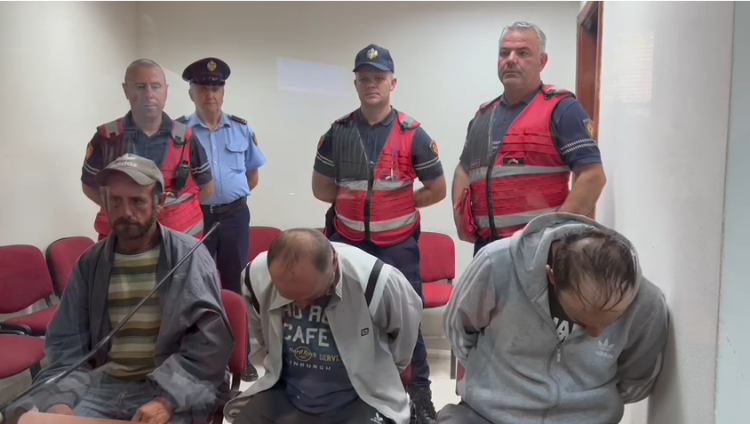 They strangled him with a rope and threw him in a tank / The three arrested for the murder of Martin Çeço in Korça are left in prison