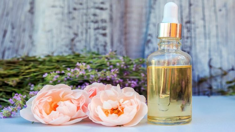 45 thousand euros a jar of rose oil!  High temperatures and the price crisis increase the costs for the precious product