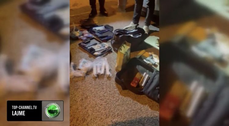 Weapons and ammunition! What the police caught in the capital, is accompanied by a person