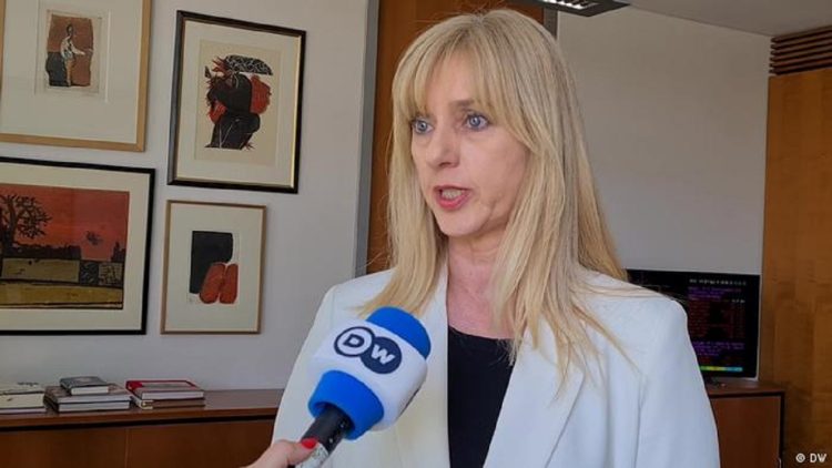 Chairwoman of the German human rights commission: Scholz to put pressure on Serbia to recognize Kosovo
