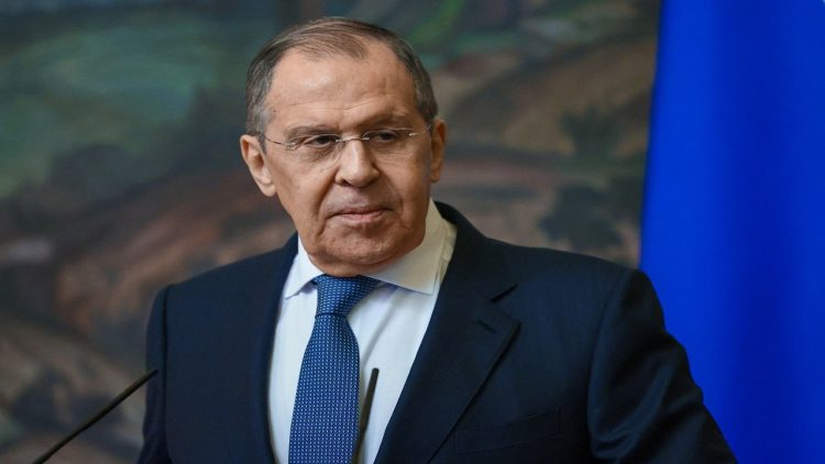 “Where are you taking what you are stealing from us”, embarrassed journalist Lavrov at the conference