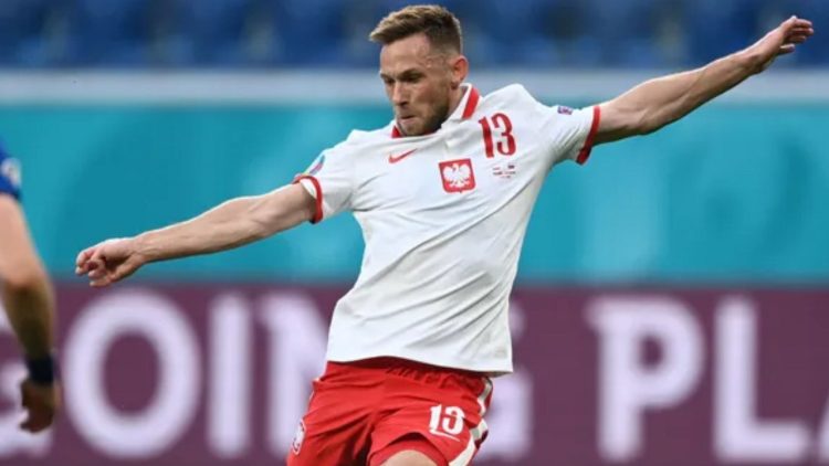 The firm with the Russian club costs the World Cup, the national team excludes the record-breaking defender
