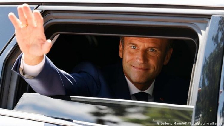 Macron fears losing parliamentary majority