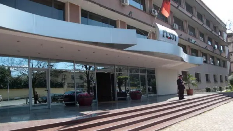 Convicted of abusing tenders, former subordinates of ART director Thoma Gëllçi released