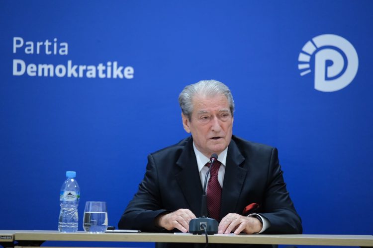 Price protest on July 7 / Sali Berisha: The noose in the throat of Albanians is tightening every day