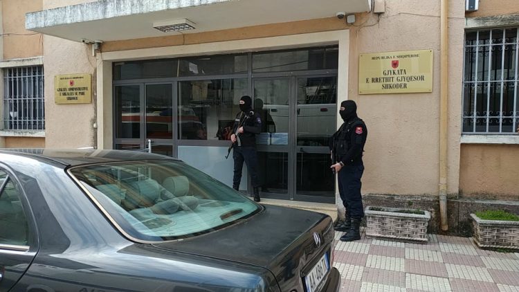 “We discovered the plot” / They favored the cultivation of cannabis, the decision is given for the chief of the police station in Velipoja and for the three police officers