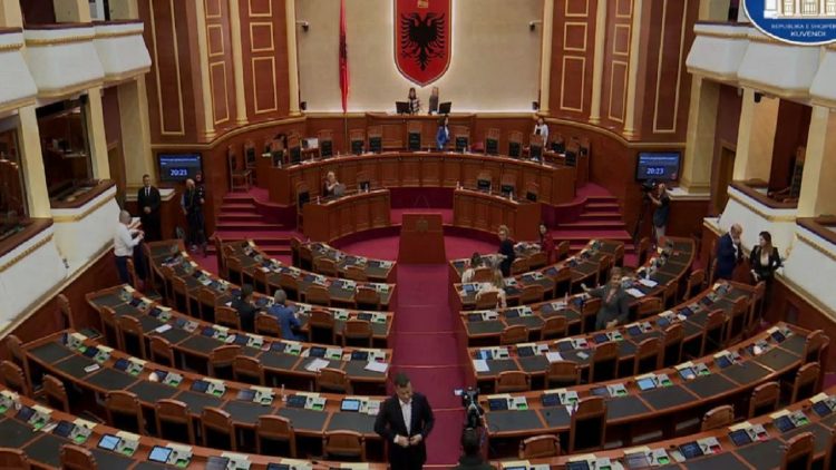 The composition of the Commission for Electoral and Territorial Reform is approved