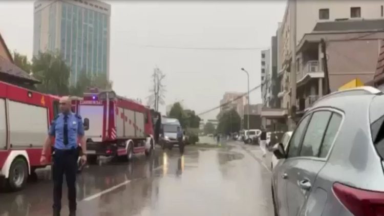 Strong wind drops the oak in Kosovo, 30-year-old loses his life, another is injured