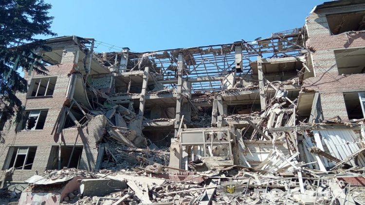 Photo / Russian army destroys college in Kharkiv, director vows to rebuild it