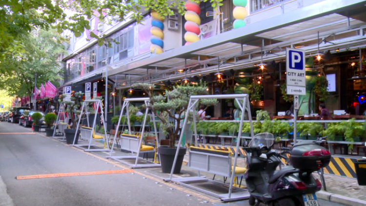 The number of bars and restaurants fell by 5.2% last year / Association: Closures will continue in 2022