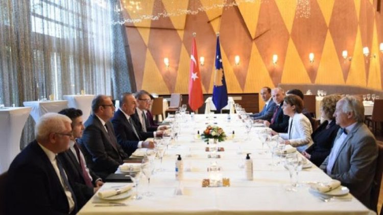 The Turkish Foreign Minister in Kosovo meets today with Osmani and Gërvalla