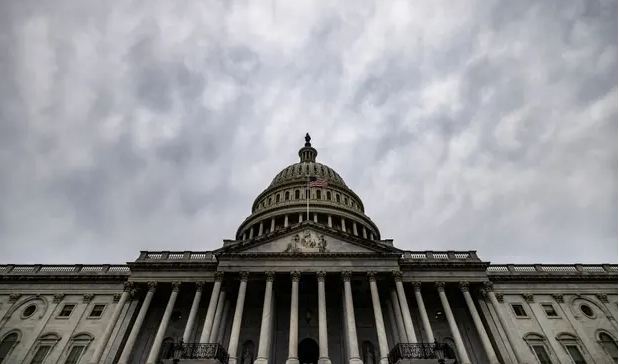 Poll: A quarter of Americans ready to take up arms against government (photos)