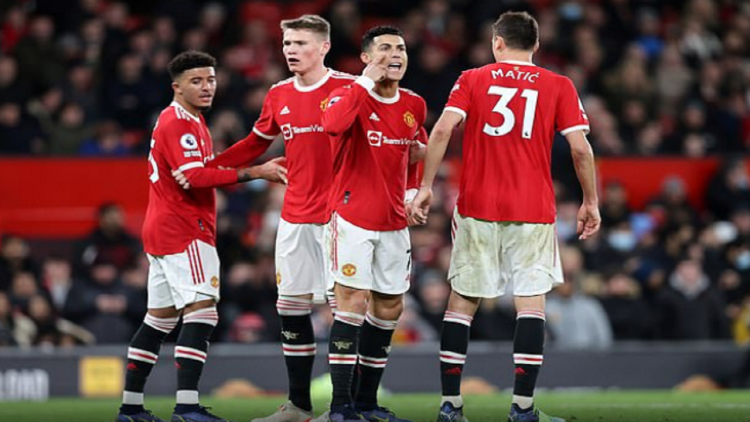“Exodus” to Manchester United, the team removes one player for each ward
